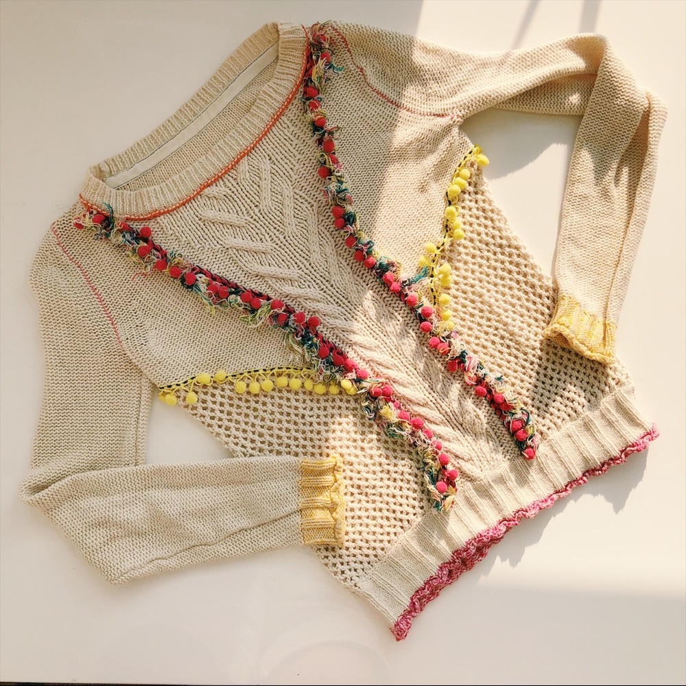 Pom Pom sweater